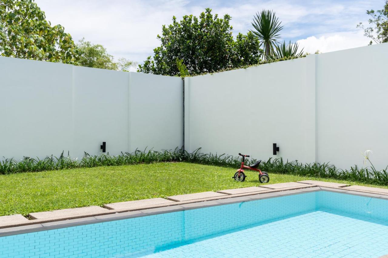 Beautiful Comfortable And Fully Equipped Big Pool Villa With 65Inch Smart Tv Located Near Popular Bangtao Beach And Laguna Bang Tao-stranden Eksteriør bilde